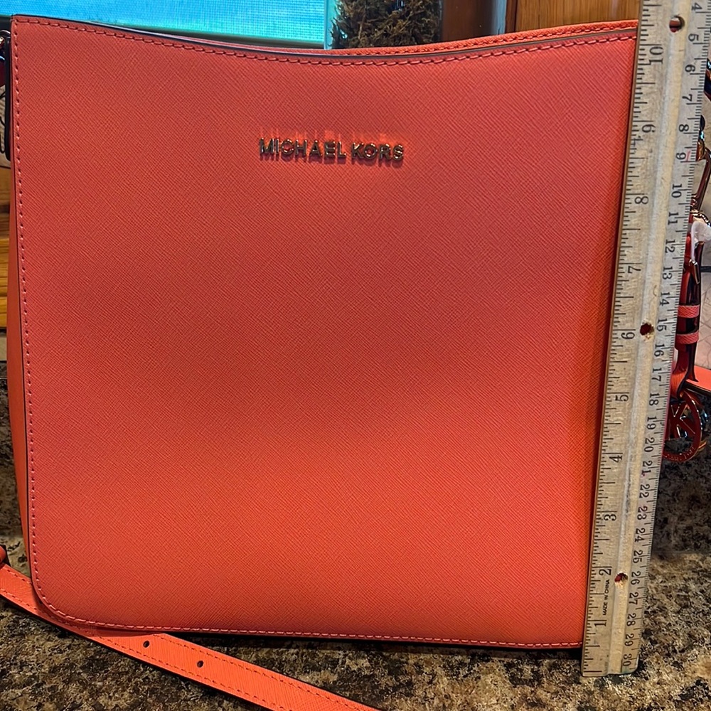 Brand New ... Pink Michael Kors Purse